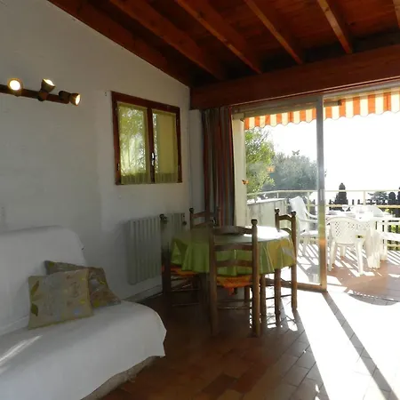 2 Pieces Avec Terrasse Vue Mer, Parking Au Lavandou - Fr-1-251-898 アパート ル・ラヴァンドゥー