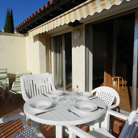 Apartamento 2 Pieces Avec Terrasse Vue Mer, Parking Au Lavandou - Fr-1-251-898 *